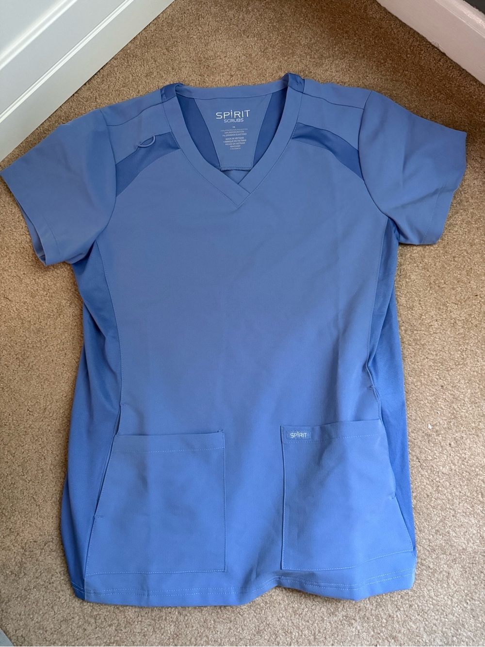 Spirit Women's V‑Neck Scrub Top in Periwinkle